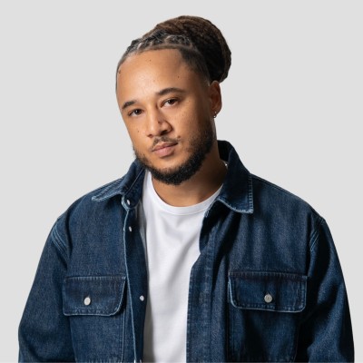 Portrait of filmmaker Sebastian Thiel in a dark denim jacket